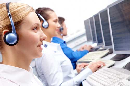 Live chat in a call center