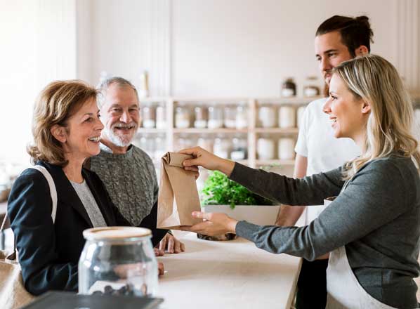 Customer shopping in an environmentally friendly store 