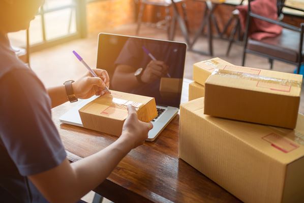 How Parcel Delivery is Centered Around Customer Service