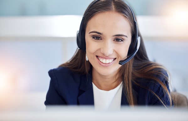 Smiling contact center agent