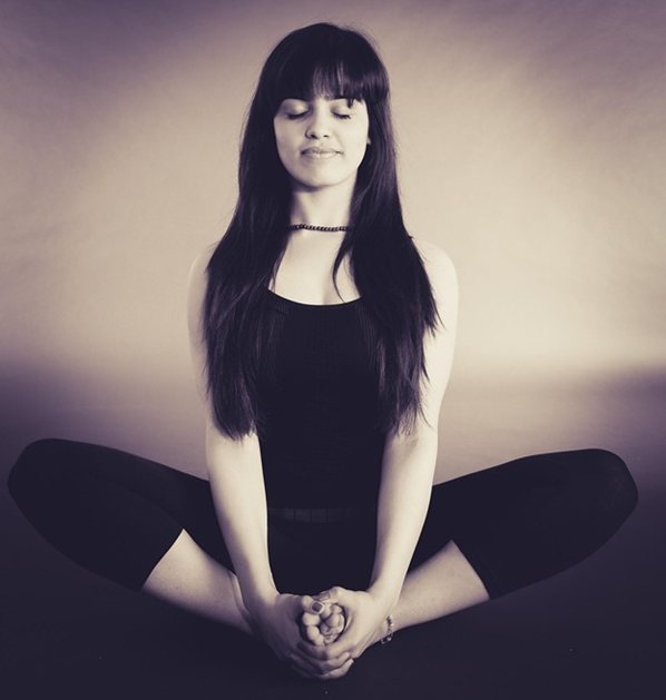 A meditating women